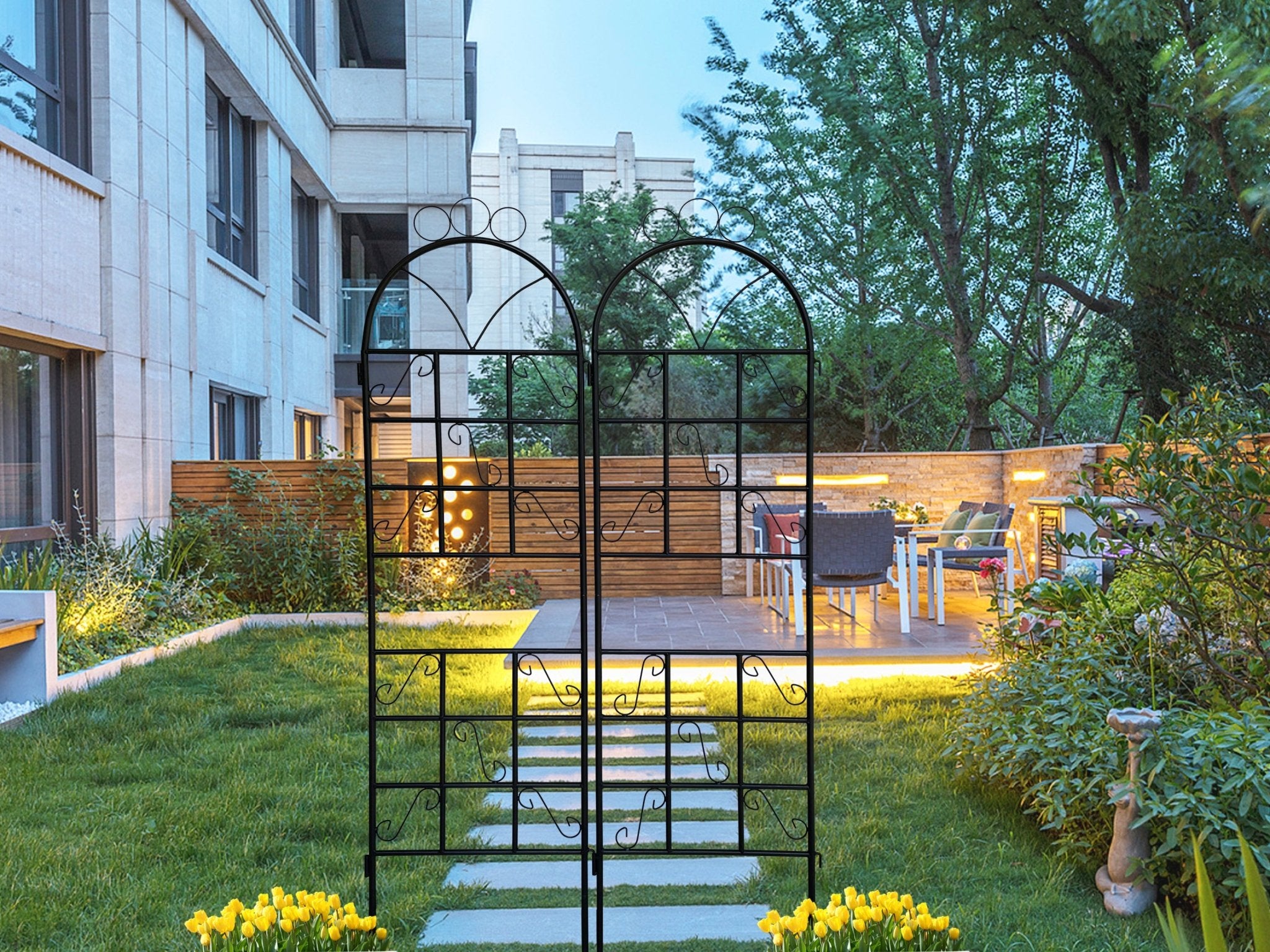 1Set (2pcs) Metal Garden Trellis for Climbing Plants Outdoor Rustproof Plant Support - Black - Tuesday Morning - Pots & Planters